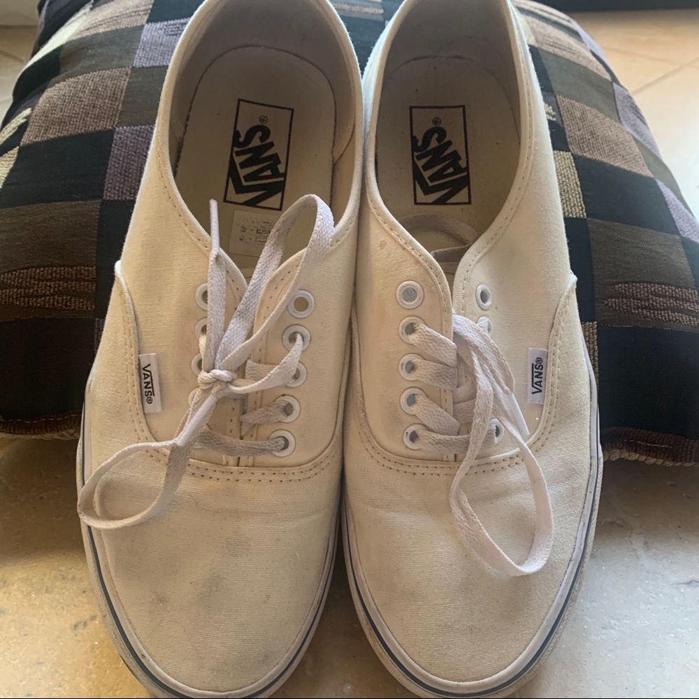 Very Good Vans Men 9 Ivory Shoes